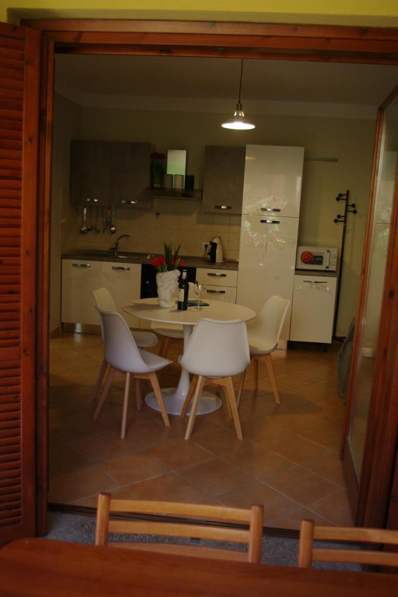 Nest House - Esclusivo Appartamento Marina Di Olbia- Mater Olbia - Beaches - Close To The Airport - Private Parking- Full Comforts - Esterno foto